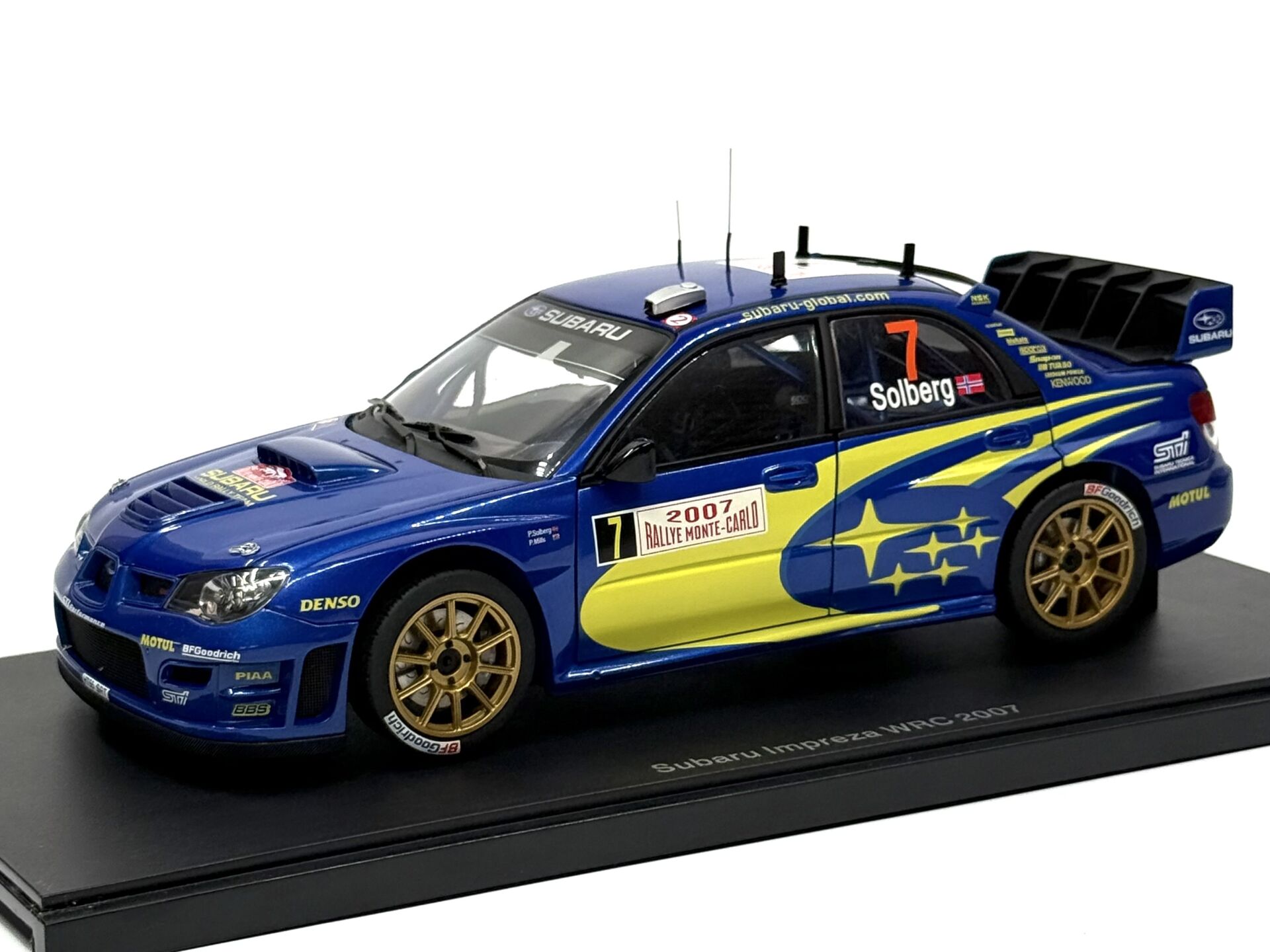 1:18 Subaru Impreza WRC 2007 Rally Monte Carlo #7 80790- Autoart