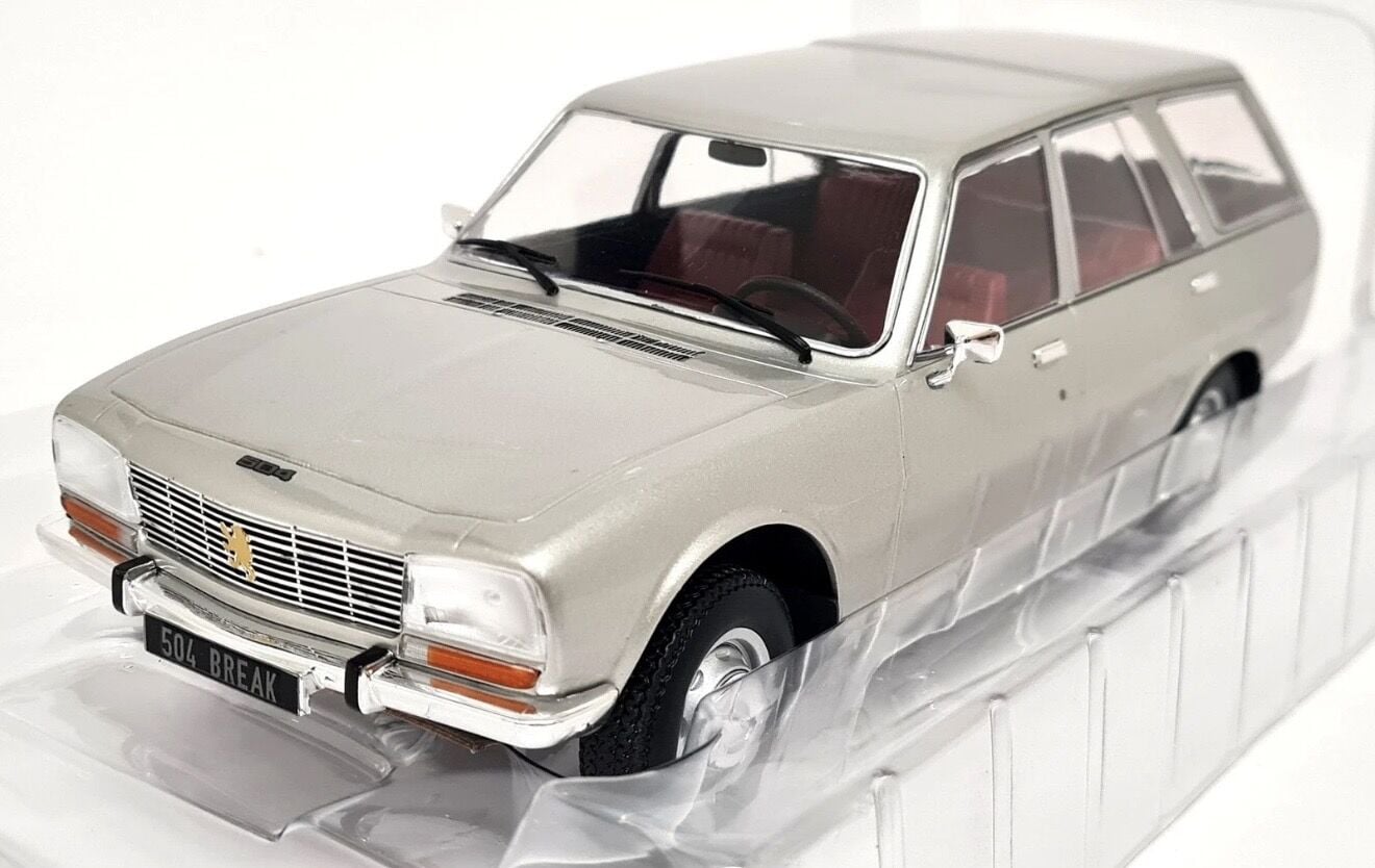 1:18 Peugeot 504 Break Station Wagon Silver 1976 - MCG
