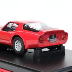 1:18 Alfa Romeo Giulia TZ2 Red 1965 - Autoart