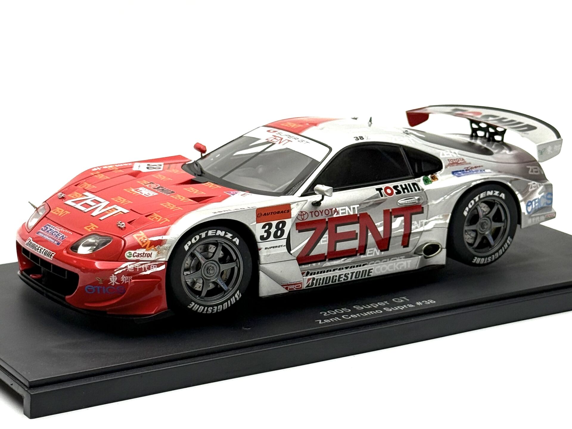 1:18 Toyota Supra JGTC 2005 Super GT ZENT #38 80517 - Autoart