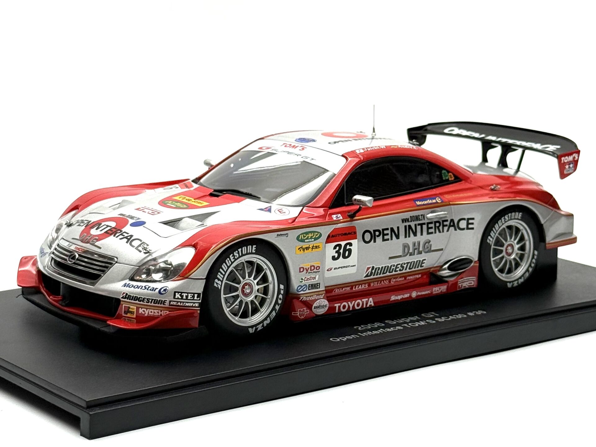 1:18 Lexus SC430 Super GT 2006 Tom's SC430 #36 80631 - Autoart