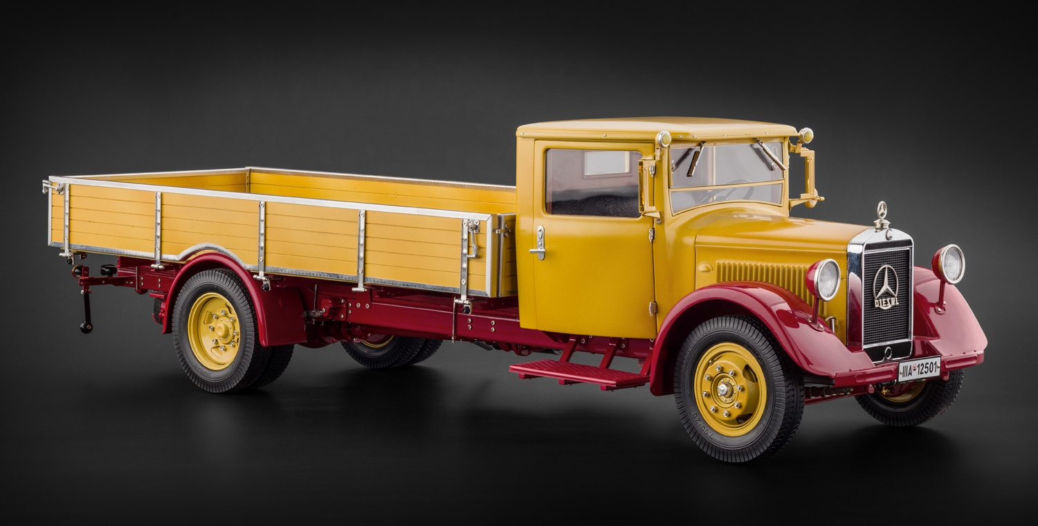 1:18 Mercedes-Benz LO 2750 LKW mit Pritscenaufbau 1933 - CMC