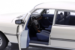 1:18 Mercedes-Benz 350 SEL W116 White 1979 - Norev Dealer