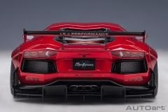 1:18 Lamborghini Aventador LBWK Hyper Red - Autoart