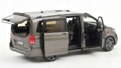 1:18 Mercedes-Benz V Class AMG Line 2018 Indium Grey - Norev