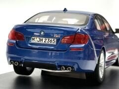 1:18 BMW M5 F10 Monte Carlo Blue 2012 - Paragon