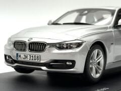 1:18 BMW 335i F30 Glacier Silver 2012 - Paragon