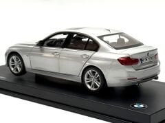 1:18 BMW 335i F30 Glacier Silver 2012 - Paragon