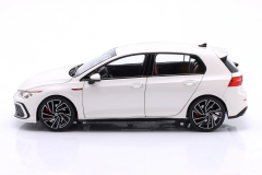1:18 Volkswagen Golf 8 GTI White Met 2021 - Norev