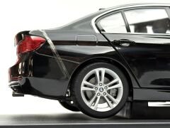 1:18 BMW 335i F30 Saphire Black 2012 - Paragon