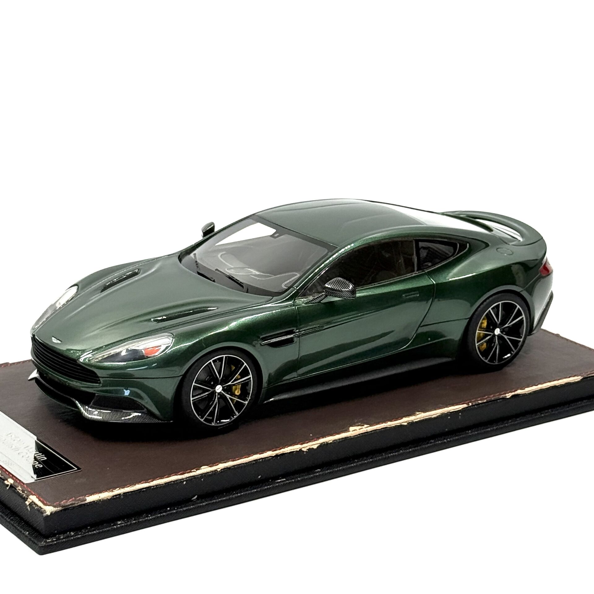 1:18 Aston Martin Vanquish Coupe Full Open - Fronti Art