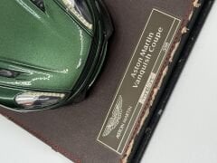 1:18 Aston Martin Vanquish Coupe Full Open - Fronti Art