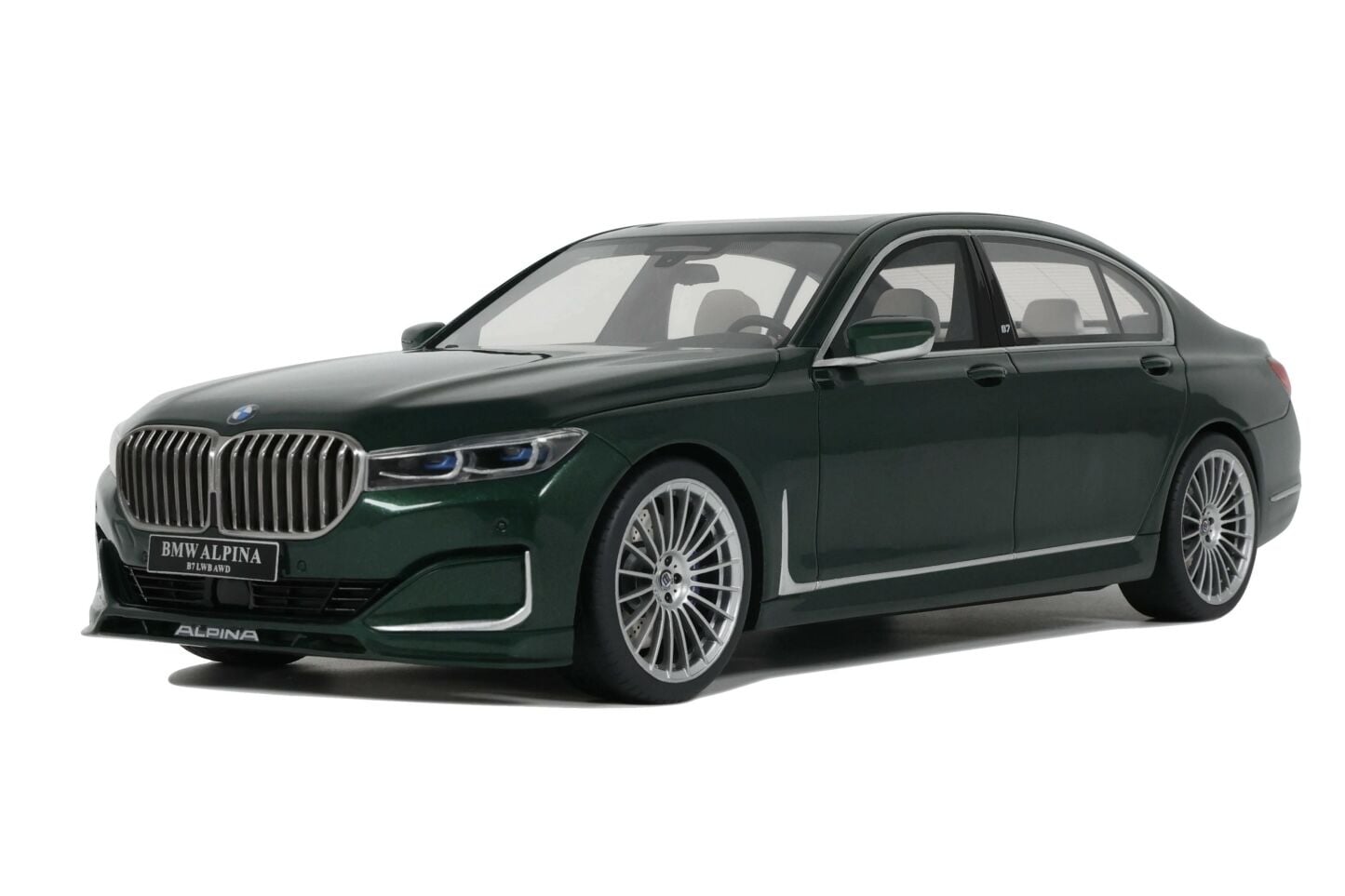 1:18 BMW 7 Series B7 G12 2023 Green GT942 - GT Spirit