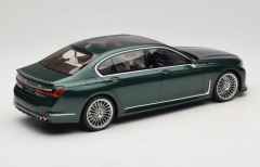 1:18 BMW 7 Series B7 G12 2023 Green GT942 - GT Spirit