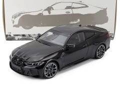 1:18 BMW M4 G82 Black Metallic 2024 - Minichamps