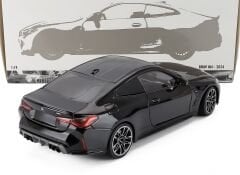 1:18 BMW M4 G82 Black Metallic 2024 - Minichamps
