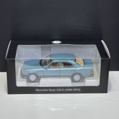 1:18 Mercedes-Benz 230E W124 1989 Beryll Green - Norev