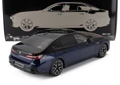 1:18 BMW i7 M70 G70 Blue Metallic 2024 - Minichamps