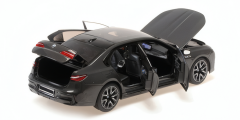 1:18 BMW i7 M70 G70 Grey Metallic 2024 - Minichamps