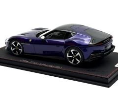 1:18 Ferrari 12Cilindri Panoramic Roof Viola 48 pcs. - BBR Models