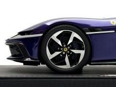 1:18 Ferrari 12Cilindri Panoramic Roof Viola 48 pcs. - BBR Models