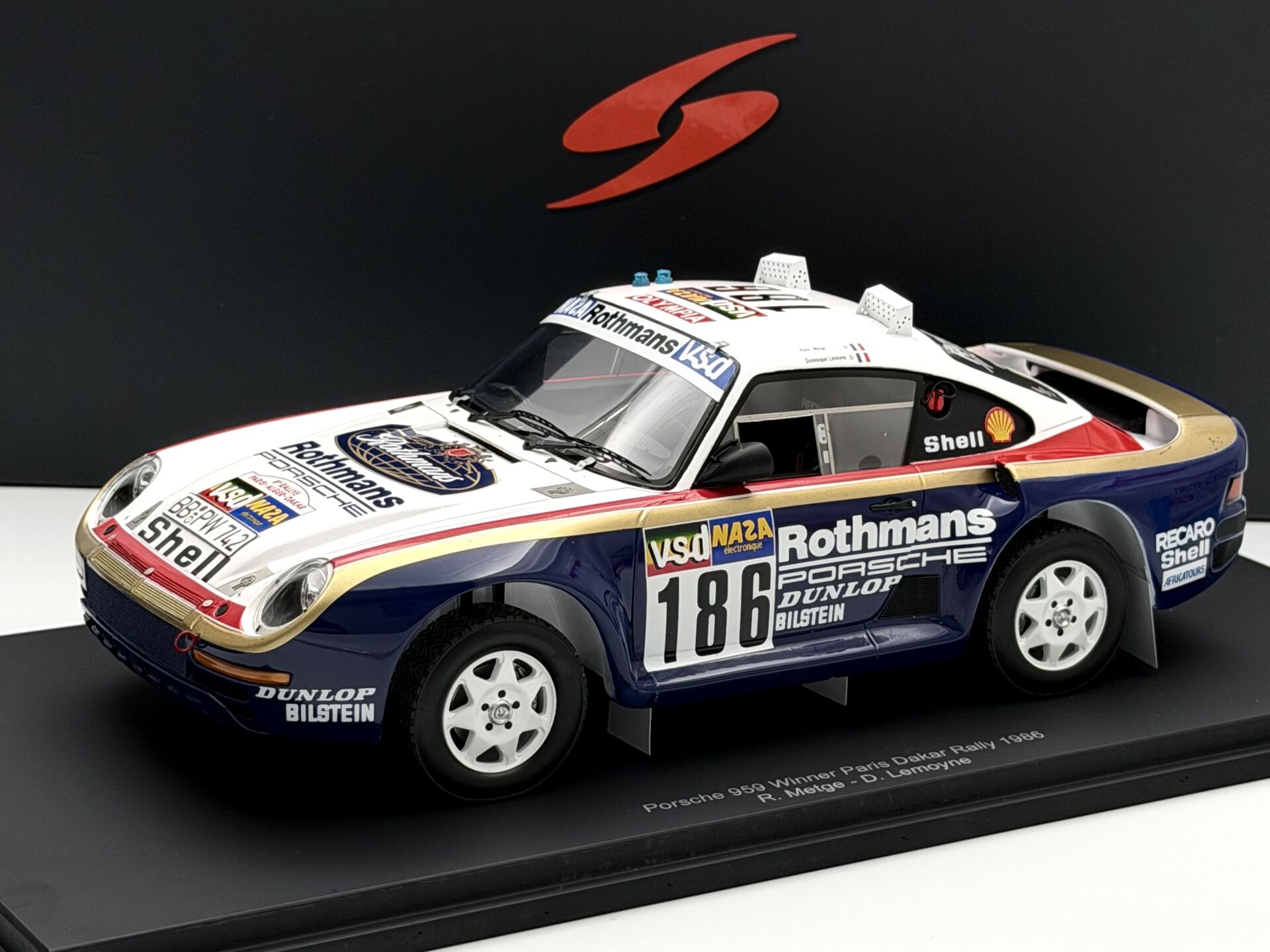 1:18 Porsche 959 Paris Dakar Rally Winner 1986 Rothmans - Spark