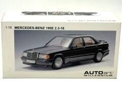 1:18 Mercedes-Benz 190E 2.3-16V 1986 Blue Black W201 - Autoart