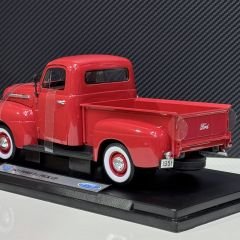 1:18 Ford F-1 Pick Up Truck 1951 - Welly