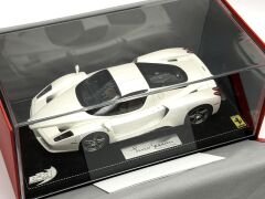 1:18 Ferrari Enzo 2004 Fuji White 60 pcs. - BBR Models