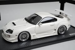 1:18 Toyota Supra JZA80 White IG1352 - Ignition Model