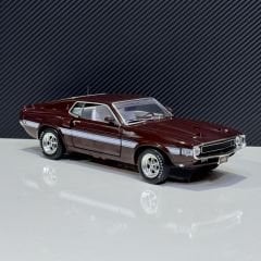 1:18 Ford Shelby GT-500 1969 - Auto World American Muscle