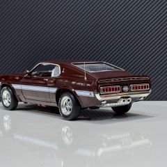 1:18 Ford Shelby GT-500 1969 - Auto World American Muscle