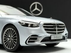 1:18 Mercedes-Benz S Class W223 AMG Line High Tech Silver - Norev