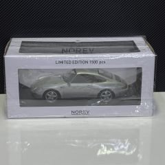 1:18 Porsche 911 993 Carrera Silver Metallic - Norev