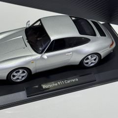 1:18 Porsche 911 993 Carrera Silver Metallic - Norev