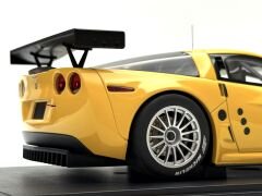 1:18 Chevrolet Corvette C6-R Plain Body Version 80551 - Autoart