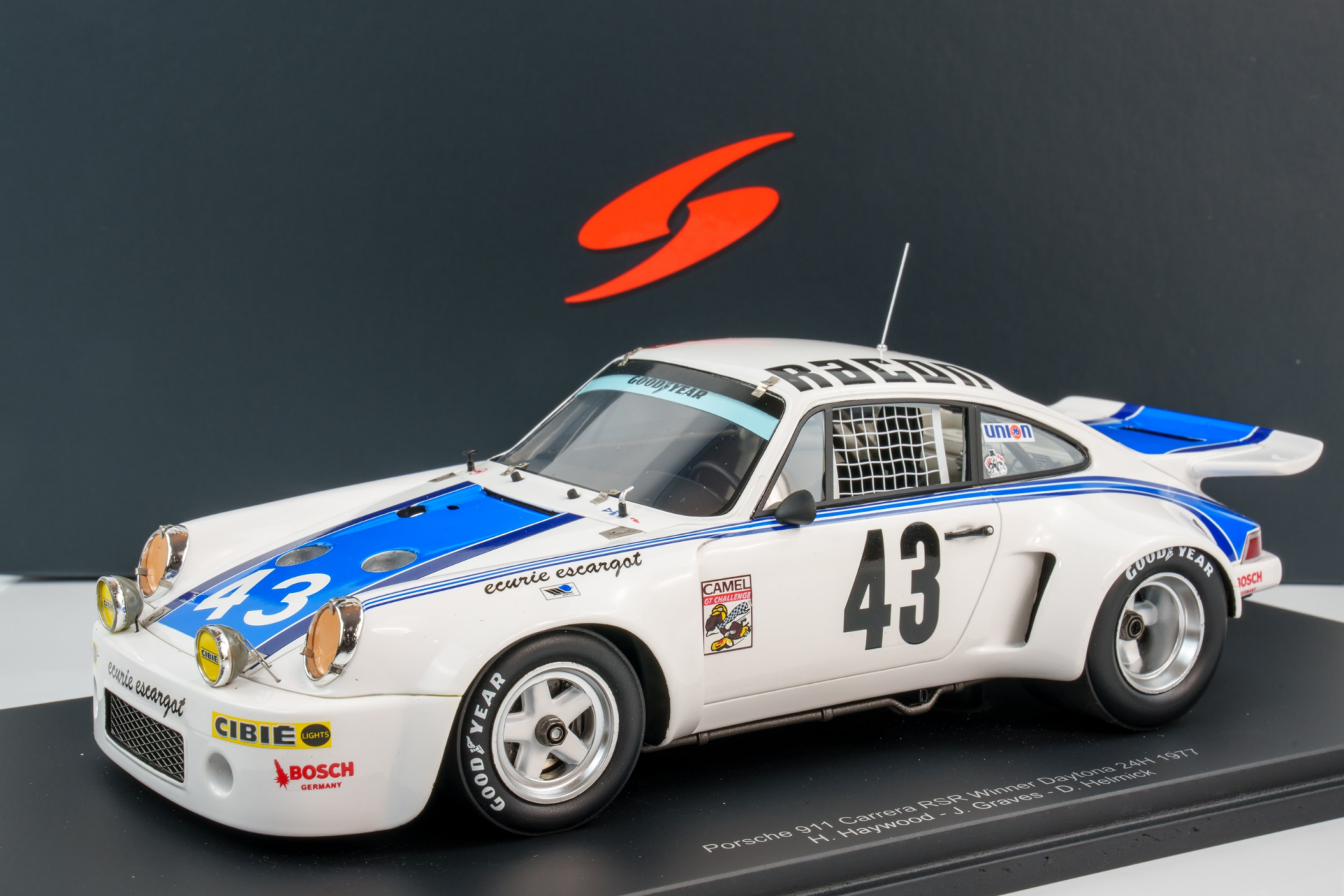 1:18 Porsche 911 Carrera RSR 1977 24H Daytona Winner - Spark