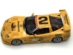 1:18 Corvette C5-R 2001 Daytona Class Winner #2 80106 - Autoart