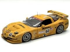 1:18 Corvette C5-R 2002 Le Mans GTS Winner #63 80205 - Autoart