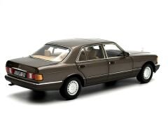 1:18 Mercedes-Benz 560 SEL W126 Impala Brown - Norev