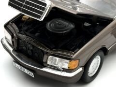 1:18 Mercedes-Benz 560 SEL W126 Impala Brown - Norev