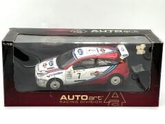 1:18 Ford Focus WRC Portugal Rally 1999 McRae #7 89913 - Autoart