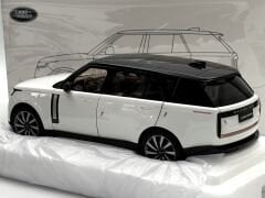 1:18 Land Rover Range Rover Discovery SV 2022 White - LCD