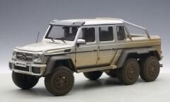 1:18 Mercedes-Benz G63 AMG 6x6 2013 Muddy - Autoart Signature