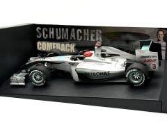 1:18 Mercedes GP Petronas Schumacher Comeback 2010 - Minichamps