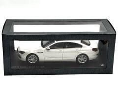 1:18 BMW 650i Gran Coupe F06 Mineral White 2012 - Paragon Model