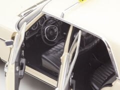 1:18 Mercedes-Benz 200 W115 Taxi Light Ivory 1968 - Norev