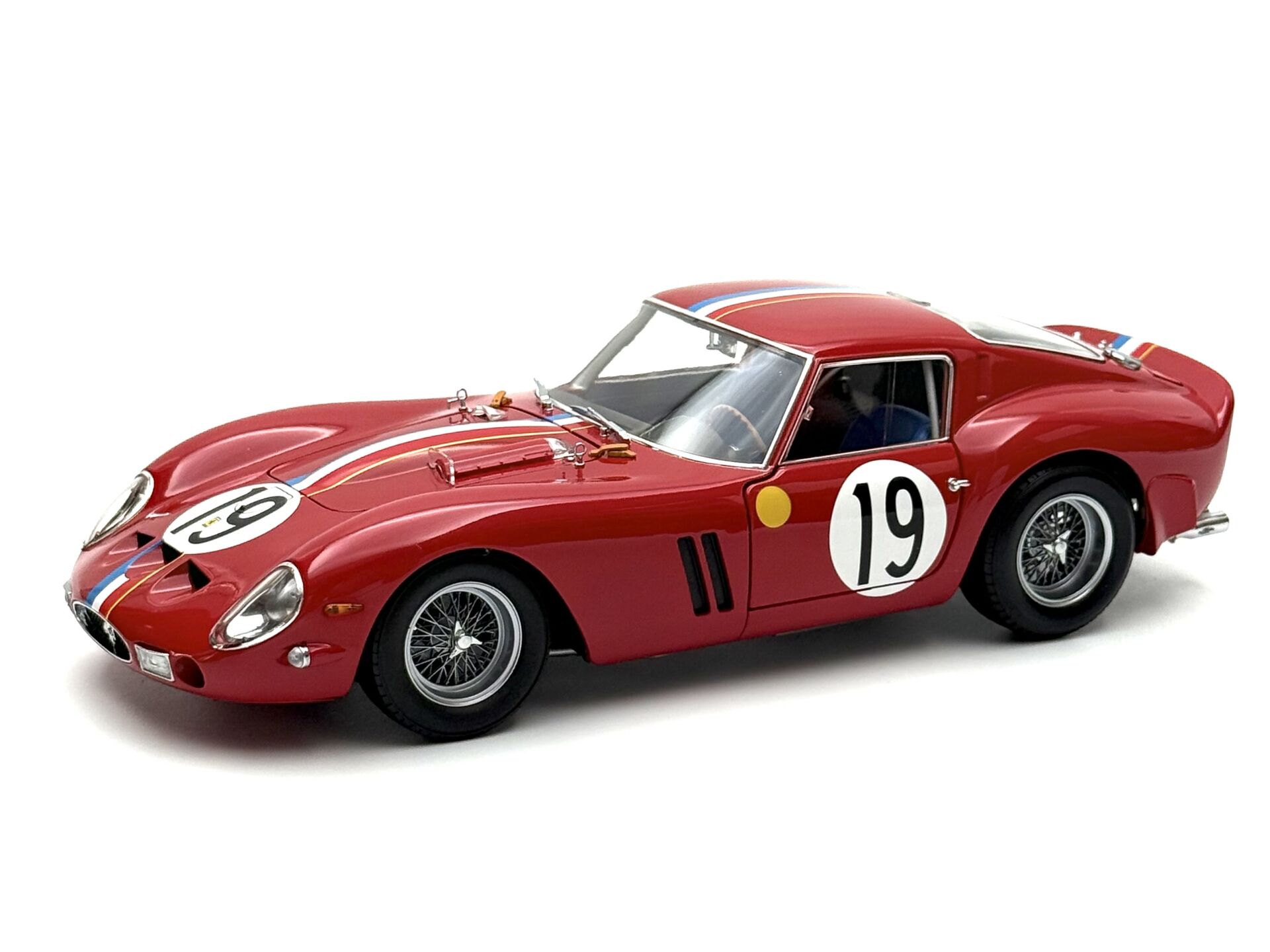1:18 Ferrari 250 GTO 1962 Le Mans GT Class Winner #19 - Kyosho