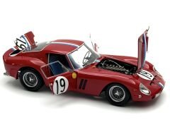1:18 Ferrari 250 GTO 1962 Le Mans GT Class Winner #19 - Kyosho