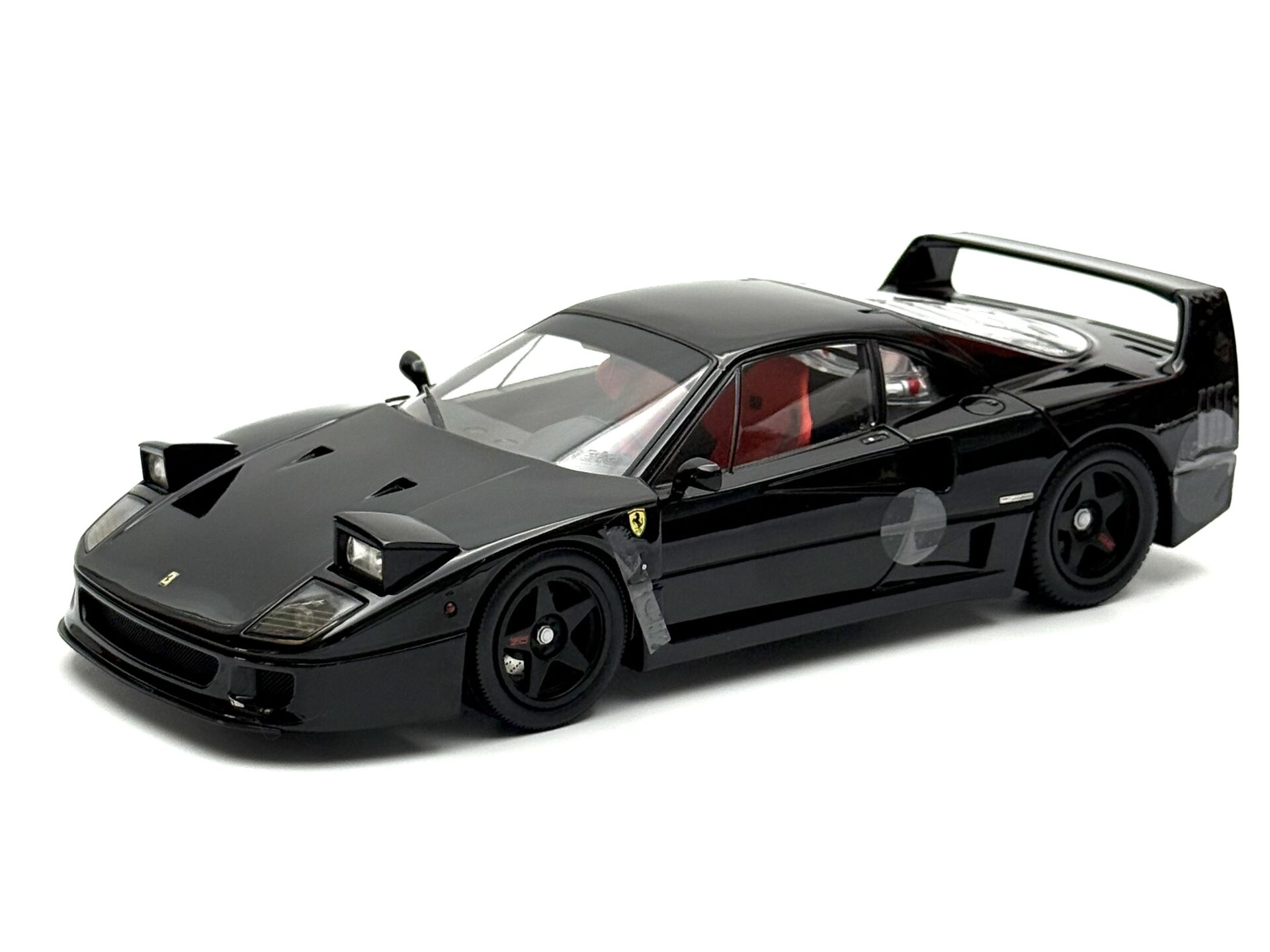 1:18 Ferrari F40 1987 Black Yeni Üretim - Kyosho